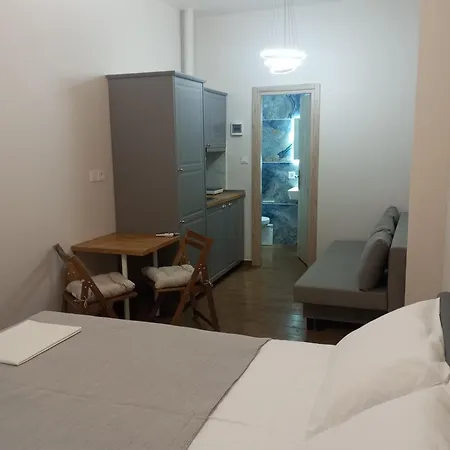 Апартаменты Storks *